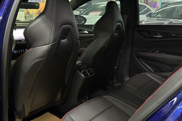 Used Buick Regal 2021 GS 28T Prestige Model
