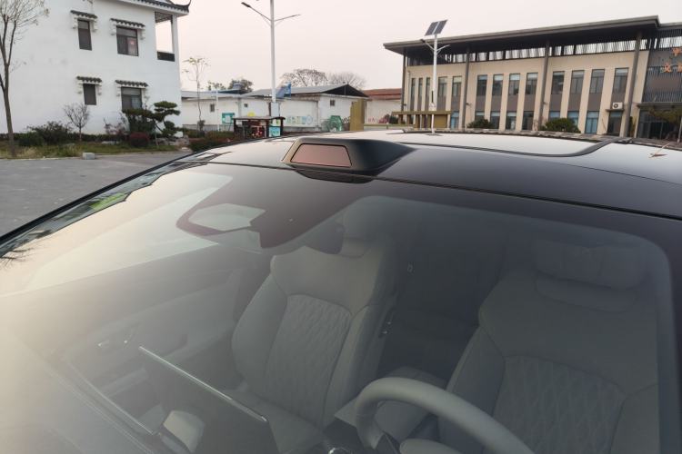 Used BYD Han 2025 EV with 701 km of Laser Radar-Enabled Intelligent Driving