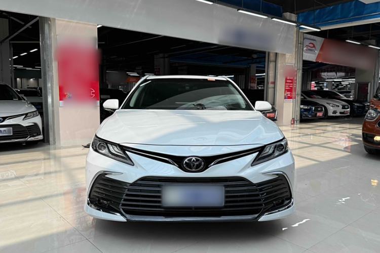 Used Toyota Camry 2021 2.0G Luxury Edition
