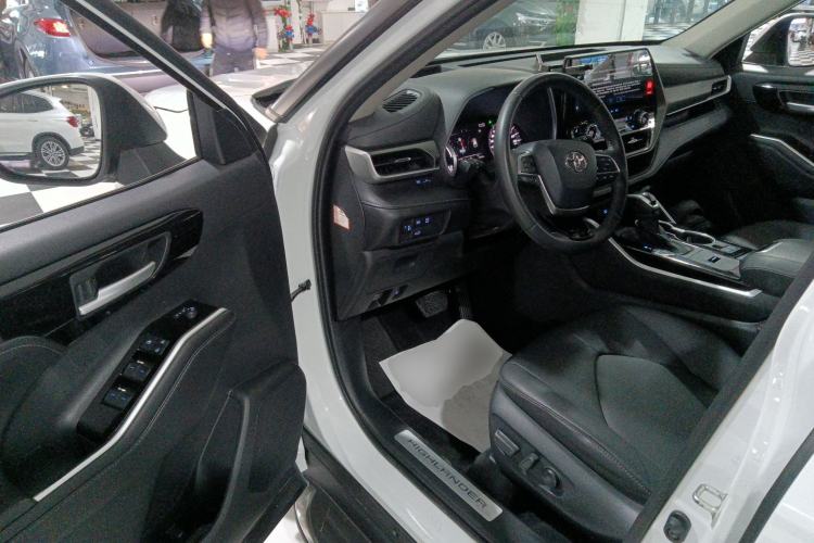 TDK.VehicleDetails.img