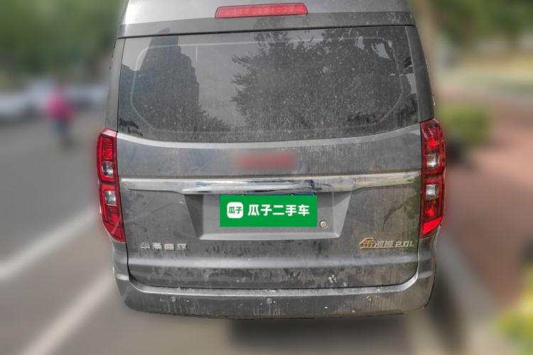 Used Jinbei Gold Hiace 2023 2.0L Passenger Van Travel Lion 5/6/7 Seater
