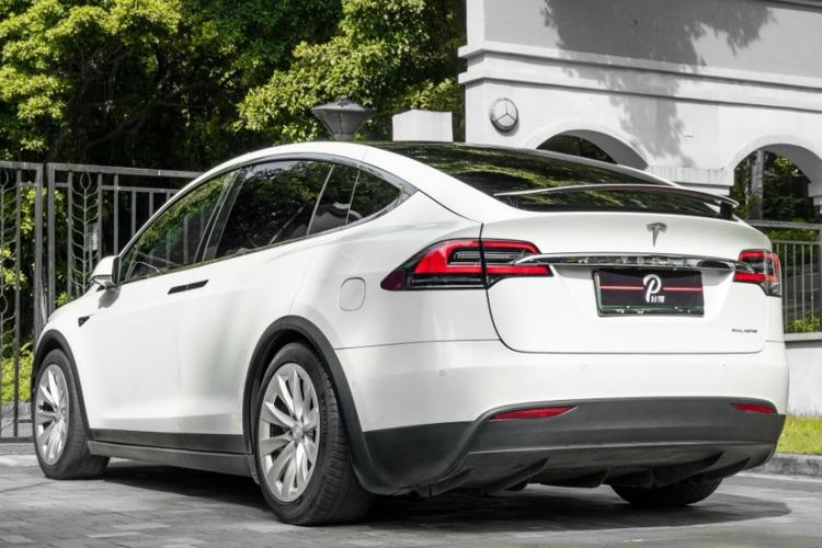 Used Tesla Model X 2019 Long-Range Version
