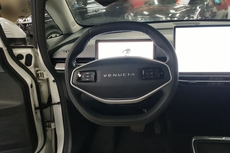 Used Venucia VX6 2023 520 Max
