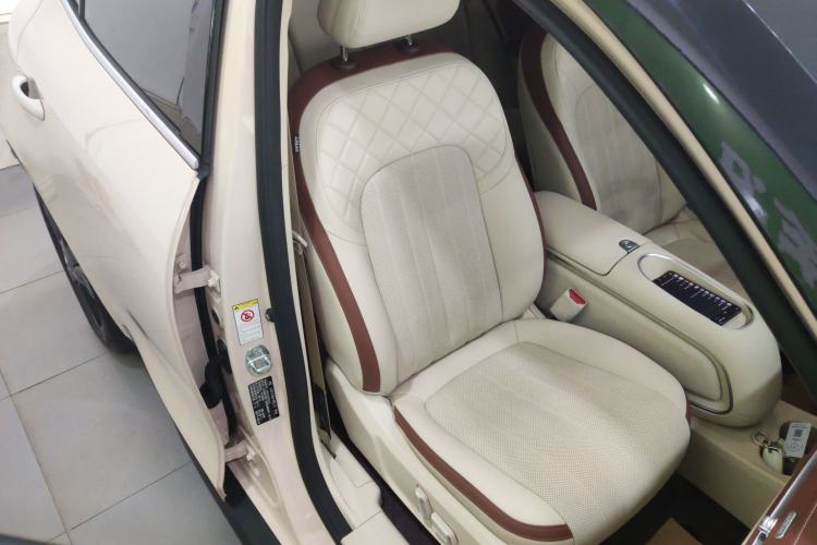 Used ORA Good Cat 2023 401 km Standard Range Premium Version Lithium Iron Phosphate