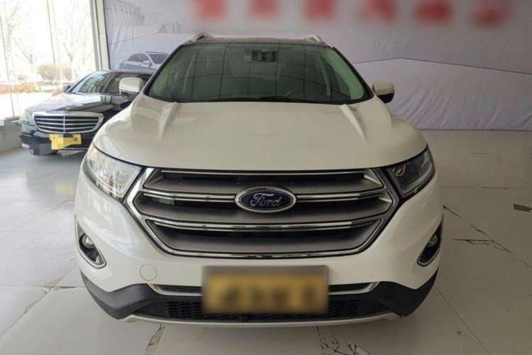 Used Ford Edge 2016 EcoBoost 245 Two-Wheel-Drive Titanium 7-Seater
