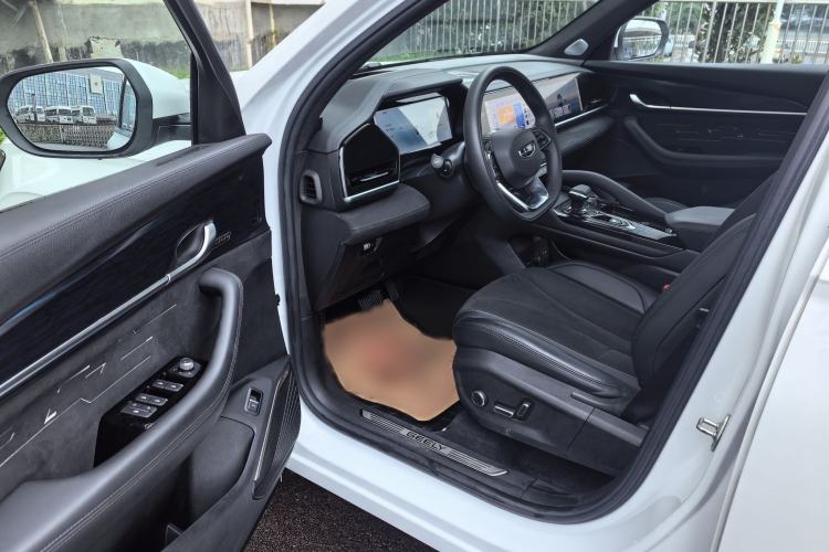 Used Geely Auto Monjaro L 2024 2.0TD High-Power Automatic Two-Wheel Drive Skyline Edition
