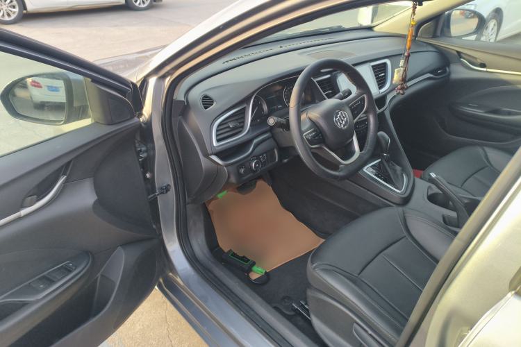 Used Buick GT 2018 18T Automatic Elite Model
