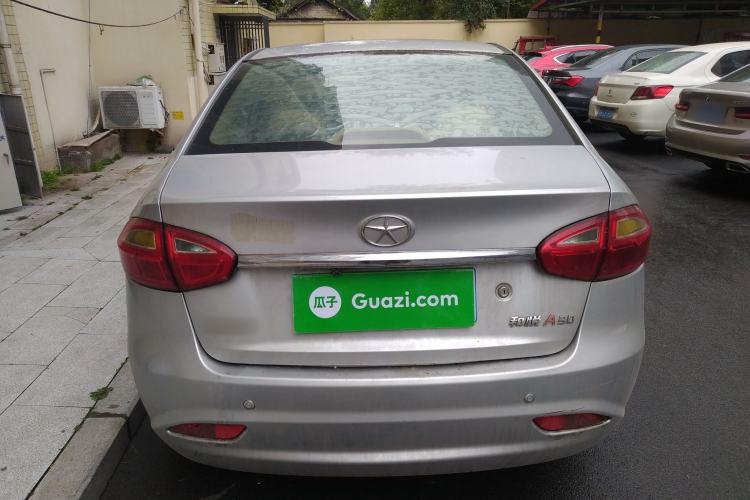 Used  J6 A30 2013 1.5L Manual Luxury Model China IV Standard
