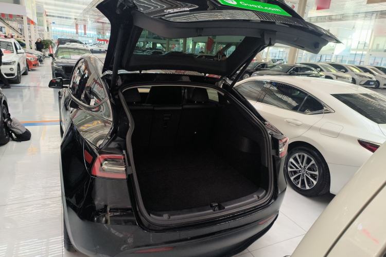 Used Tesla Model Y 2021 Standard Range Rear-Wheel Drive Version