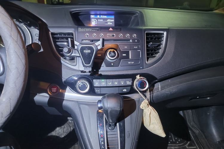 Used Honda CR-V 2015 2.0L two-wheel drive Fashion Edition
