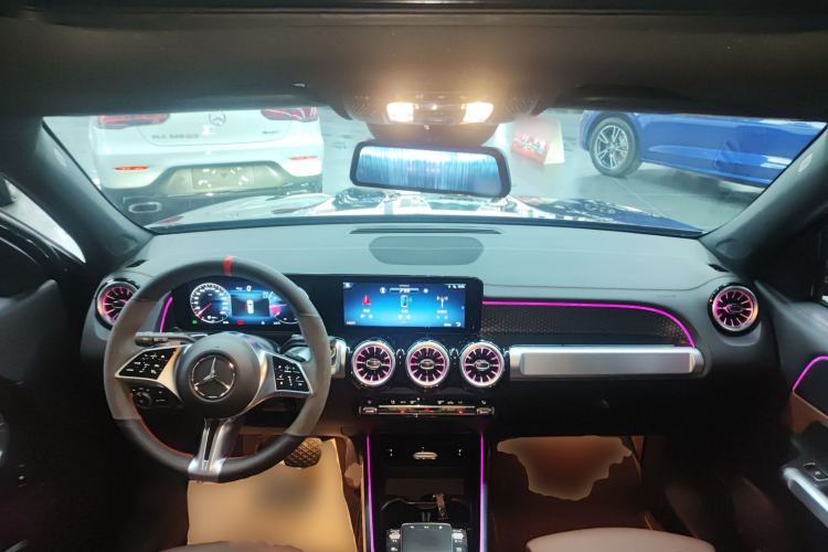 Used Mercedes-Benz GLB 2024 GLB 220 Fashion Model