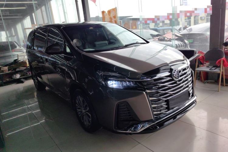 Used Buick GL8 2022 Land Cruiser Executive Class 652T Comfort Model
