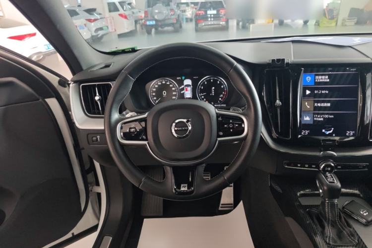 Used Volvo XC60 2019 T5 4x4 Zhiyuan Sport Edition China V Standard