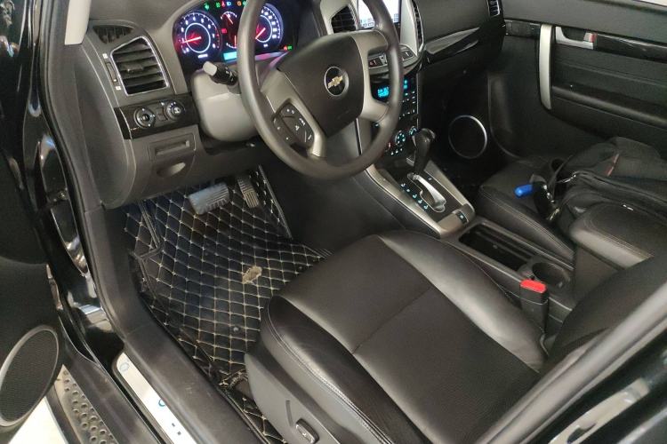 Used Chevrolet Captiva 2014 2.4L Two-Wheel Drive Urban Version 7 Seats
