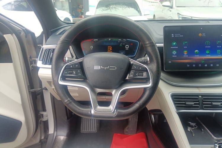 Used BYD Song PLUS New Energy 2024 HONOR Edition DM-i 110km Flagship PLUS
