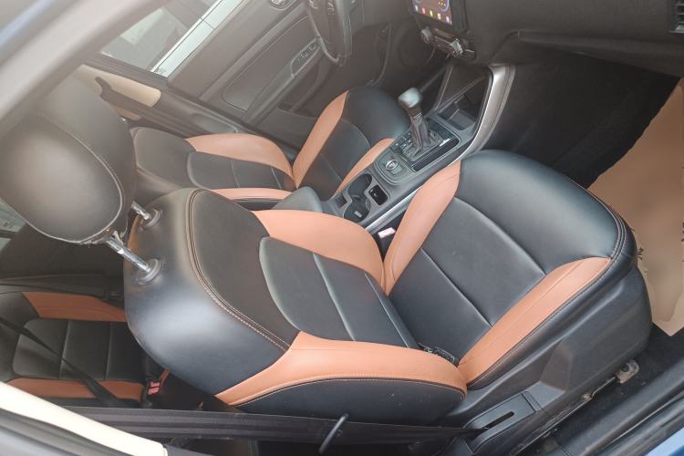 Used Qoros 5 2018 1.6T Automatic Leading Model
