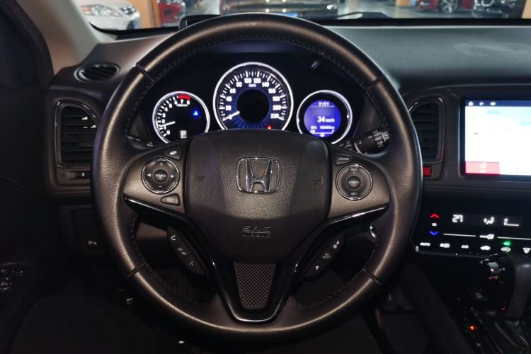 Used Honda Vezel 2015 1.8L CVT 2WD Luxury Model