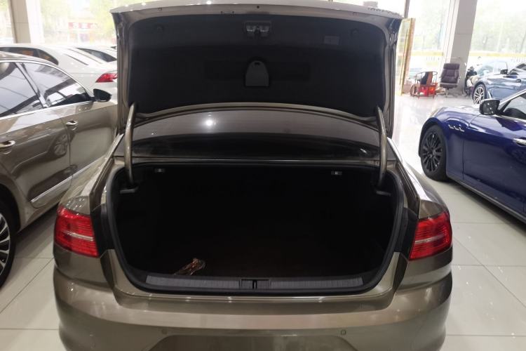 Used Volkswagen Magotan 2018 Facelift 330TSI DSG Luxury Model