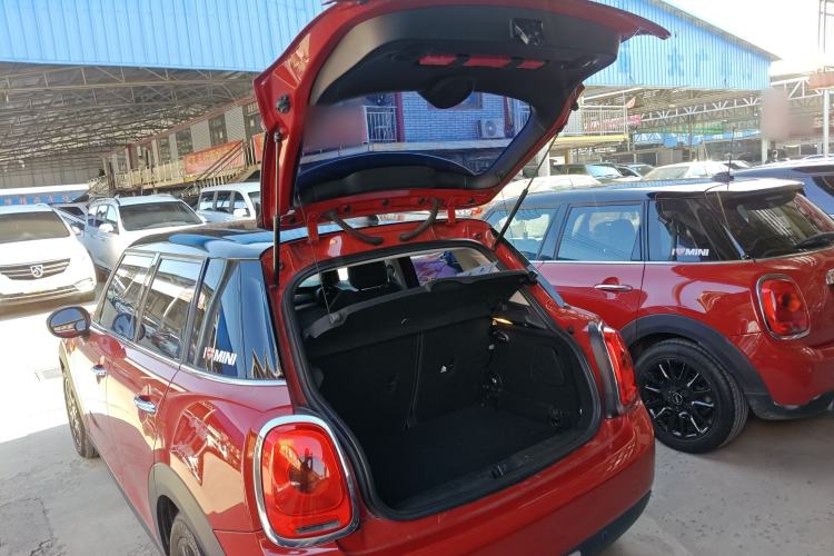 Used  MINI 2016 1.5T COOPER Five-Door Edition
