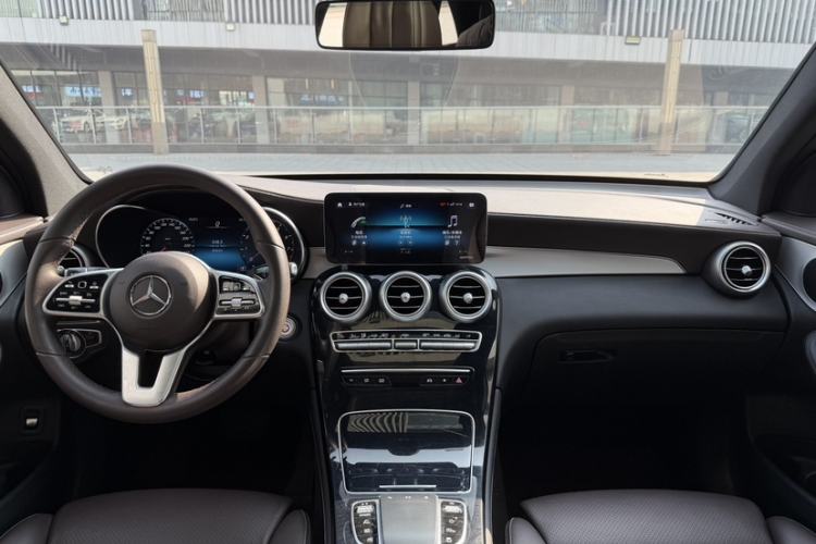 Used Mercedes-Benz GLC 2021 GLC 260 L 4MATIC Dynamic Edition