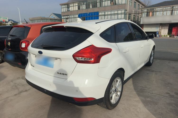 Used Ford Focus 2017 Hatchback 1.6L Automatic Fashion Edition Smart Drive Version
