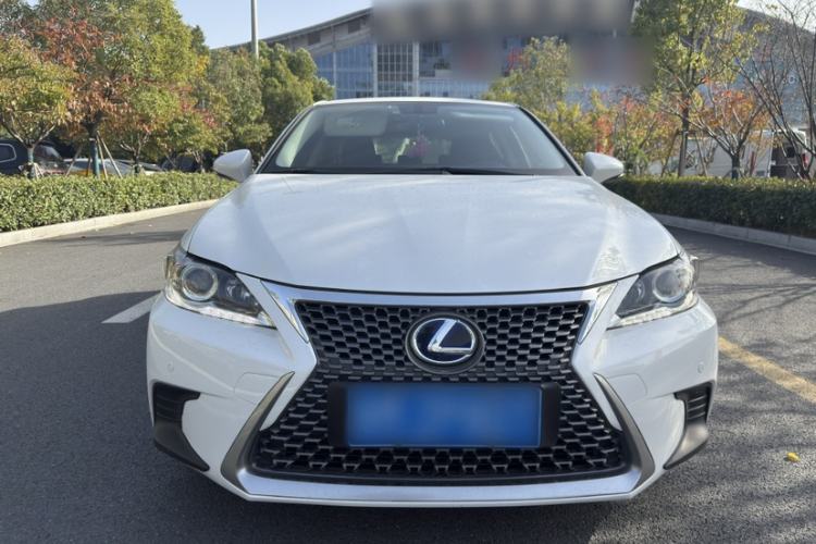 Used Lexus CT 2017 CT200h Elite Edition Solid Color China V Standard
