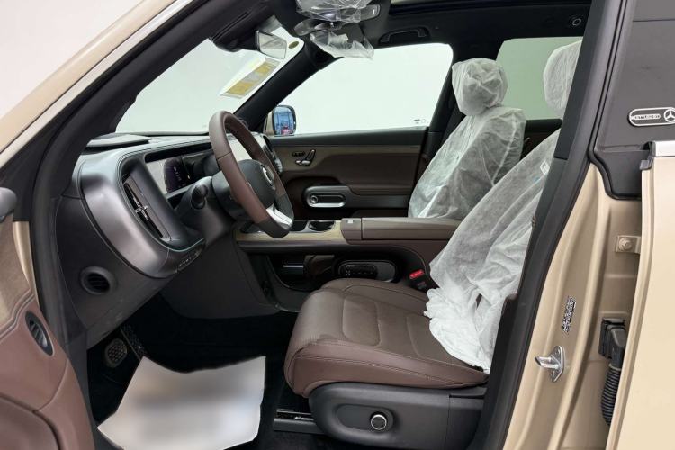 Used  #5 2024 Long-Range Journey Luxury Edition