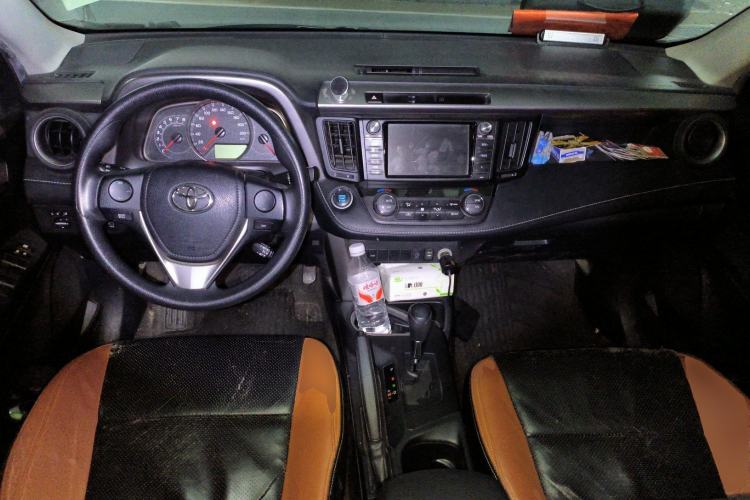 Used Toyota RAV4 2016 2.0L CVT Two-Wheel Drive Fashion Edition China V Standard