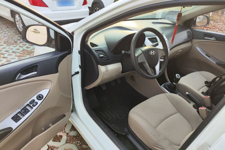 Used Hyundai Verna 2016 1.4L Manual Smart GLS Trim
