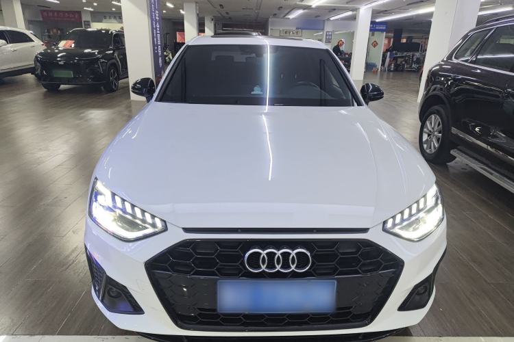 Used Audi A4L 2022 40 TFSI Luxury Dynamic Model
