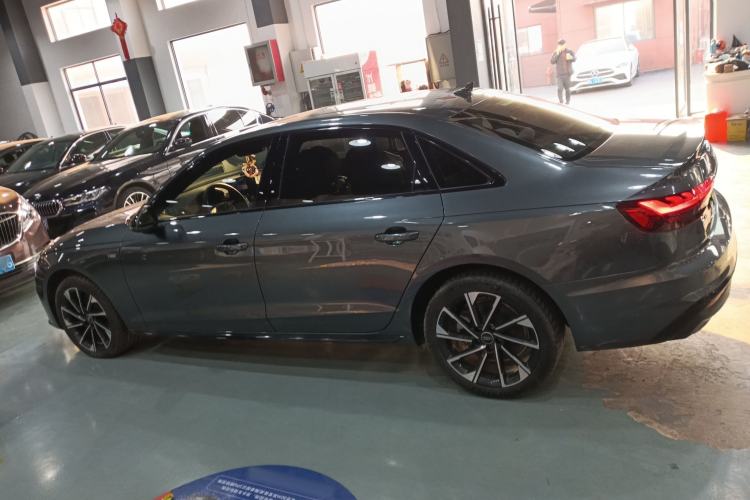 Used Audi A4L 2023 40 TFSI Luxury Dynamic Model
