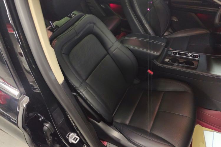 Used Lincoln Corsair 2024 2.0T Two-Wheel Drive Deluxe Edition
