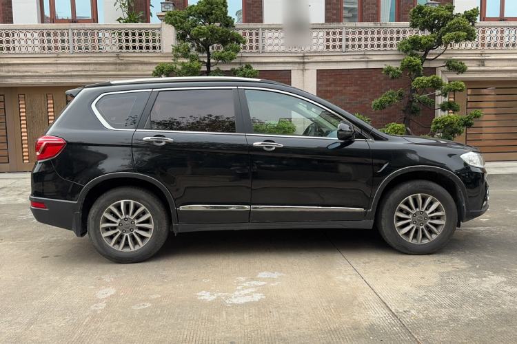 Used Haval H6 2017 Restyled Red-Label Sport Version 1.5T Automatic Two-Wheel Drive Luxury Trim