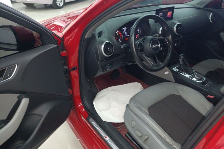 Used Audi A3 2017 Limousine 35 TFSI Fashion Model