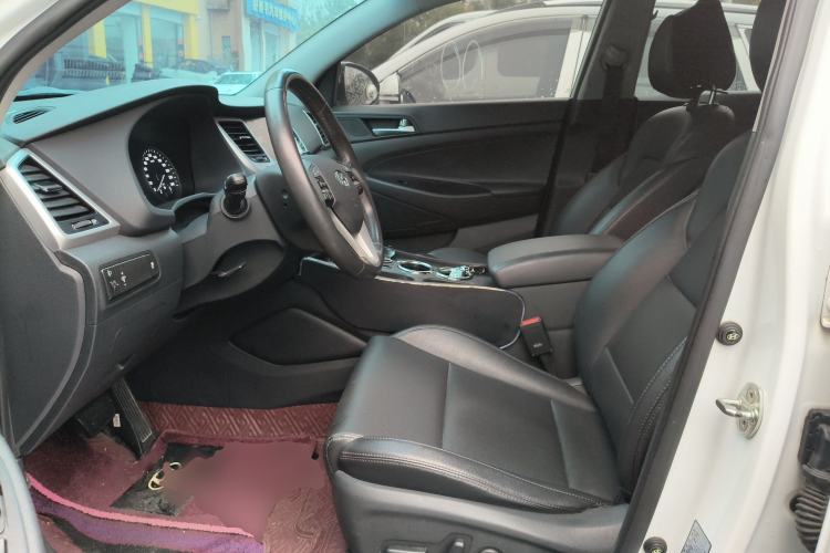 Used Hyundai Tucson 2018 1.6T Dual-Clutch Two-Wheel Drive 15th Anniversary Special Edition