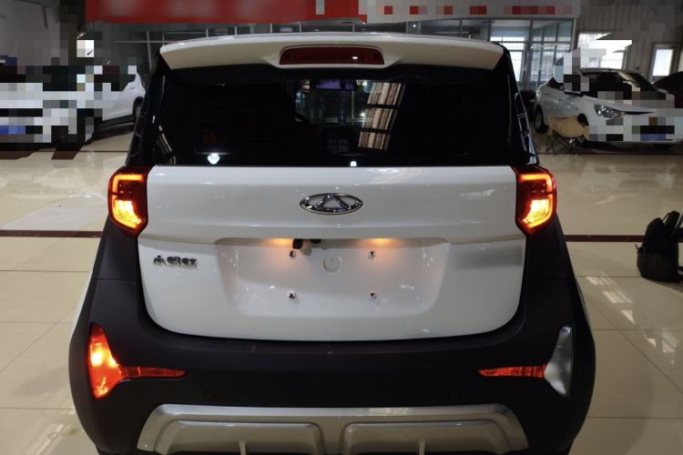 Used Chery Little Ant 2022 Sweet Pink Edition Half-Sugar Version Lithium Iron Phosphate 29.2 kWh 30 kW 301 km