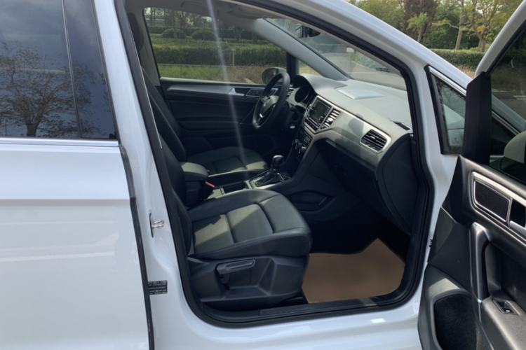 Used Volkswagen Golf Sportsvan 2019 280TSI Automatic Trendy Edition China V Standard
