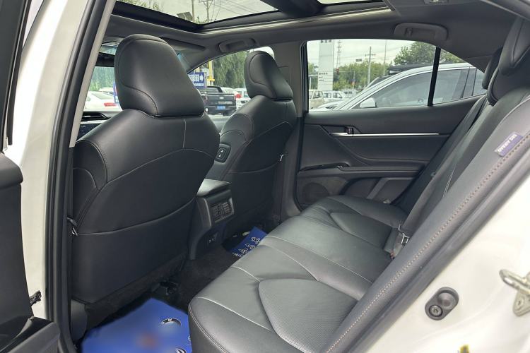 Used Toyota Camry 2018 2.5G Luxury Edition
