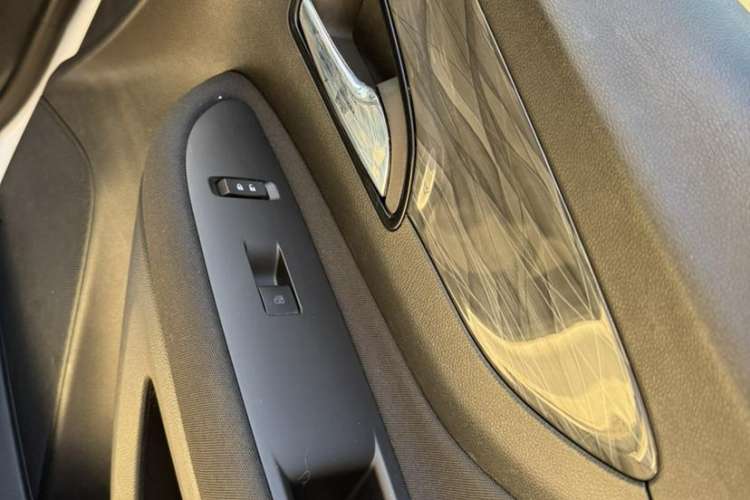 Used Buick Encore 2018 18T Automatic Two-Wheel Drive Urban Leading Model
