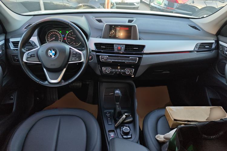 Used BMW X1 2016 sDrive18Li Premium Edition
