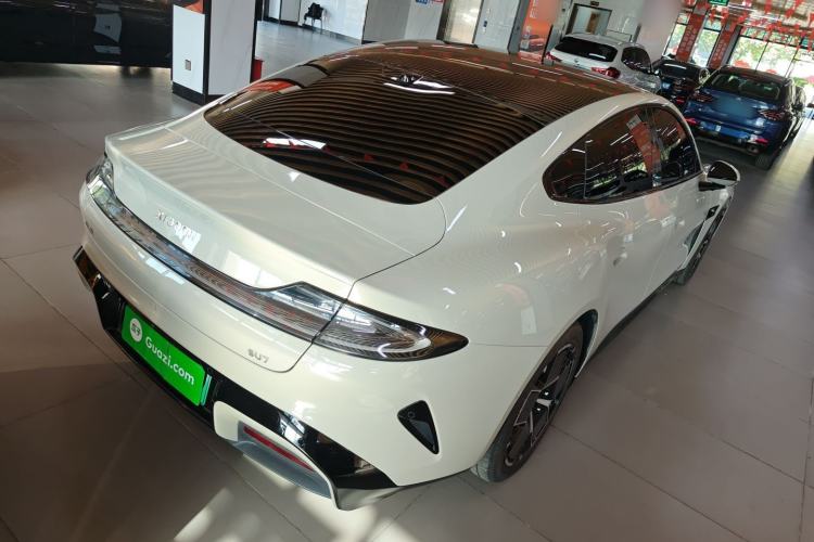 Used  SU7 2024 Rear-Drive Ultra-Long Range Advanced Pro-Level Intelligent Driving Version
