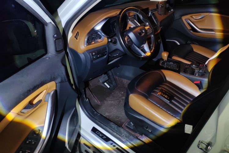 Used Soueast DX7 2015 1.5T Automatic Prestige Model
