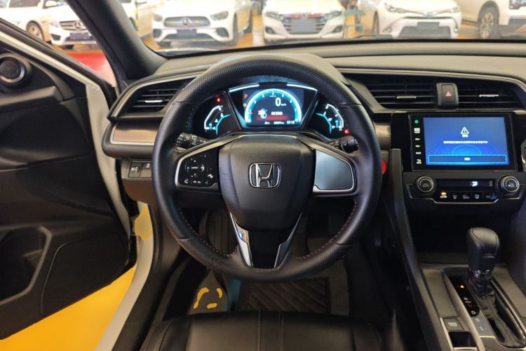 Used Honda Civic 2021 HATCHBACK 220TURBO CVT New Trendsetter