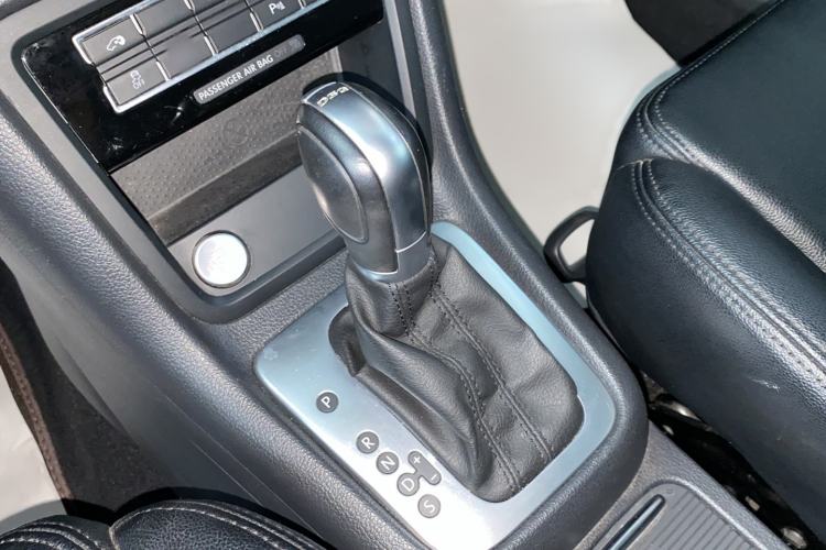 Used Volkswagen Sharan 2018 Revised Version 380TSI Comfort Edition 7-Seater
