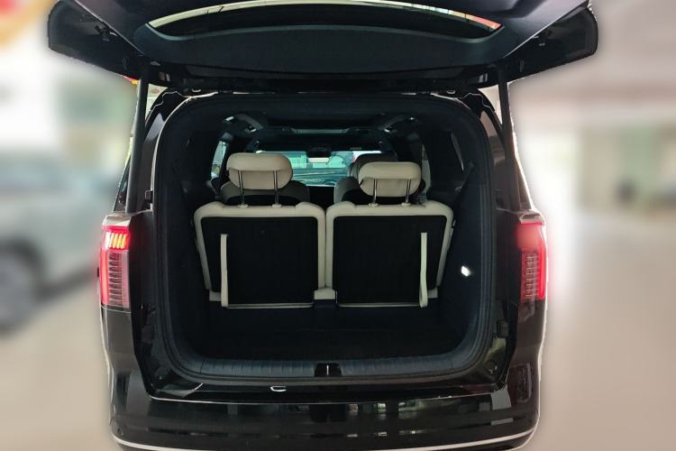 Used Zeekr 009 2022 WE Edition
