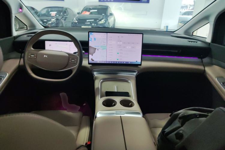 Used XPeng X9 2025 740 Ultra-Long Range Max
