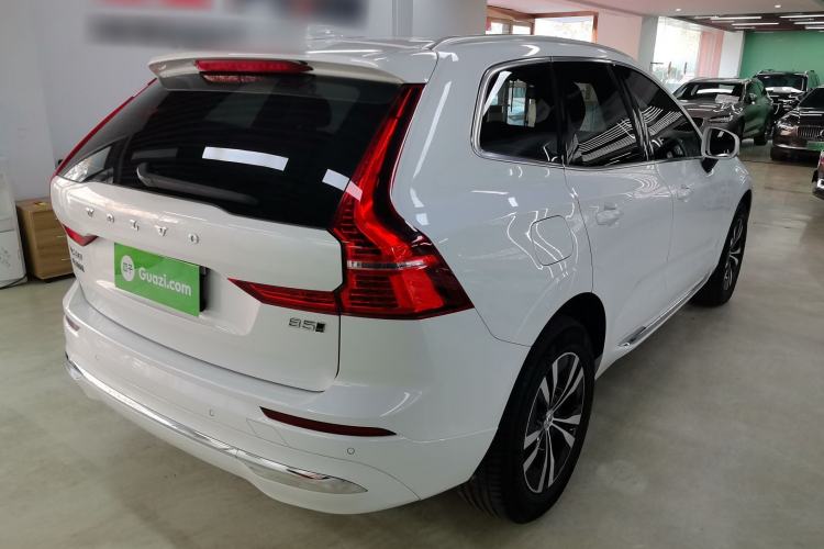 Used Volvo XC60 2022 B5 4x4 Zhiyi Luxury Edition

