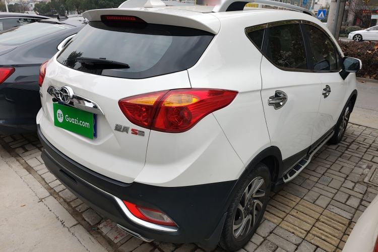 Used  Refine S3 2016 1.5L Manual Luxury Smart Version
