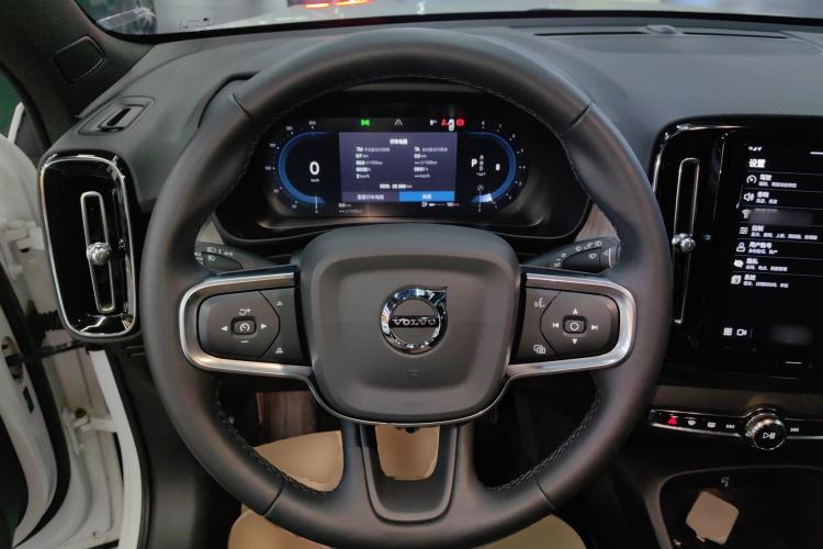 Used Volvo XC40 2024 B3 Zhiyuan Luxury Edition
