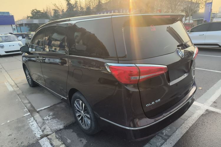 Used Buick GL8 2018 ES 28T Flagship Model China VI Standard
